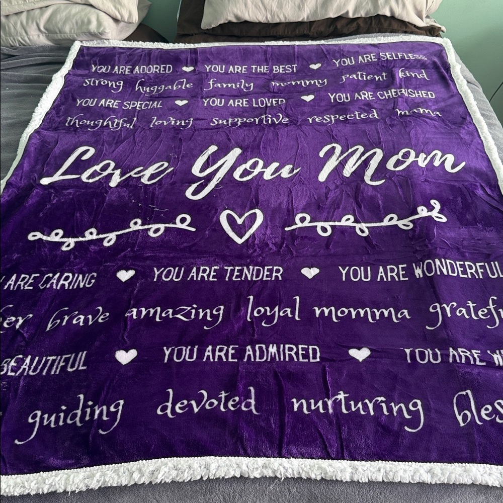 NWT Filo Estilo Purple Love You Mom Sherpa Blanket 50 X 60